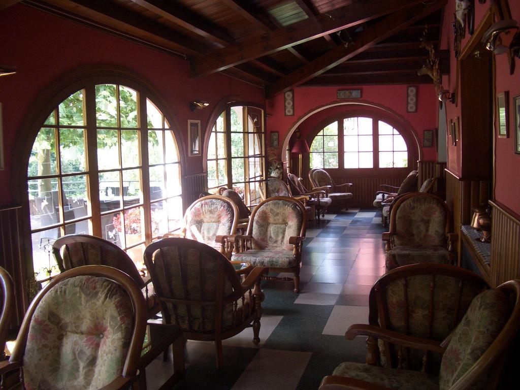Hostal De La Gloria Viladrau Exterior photo